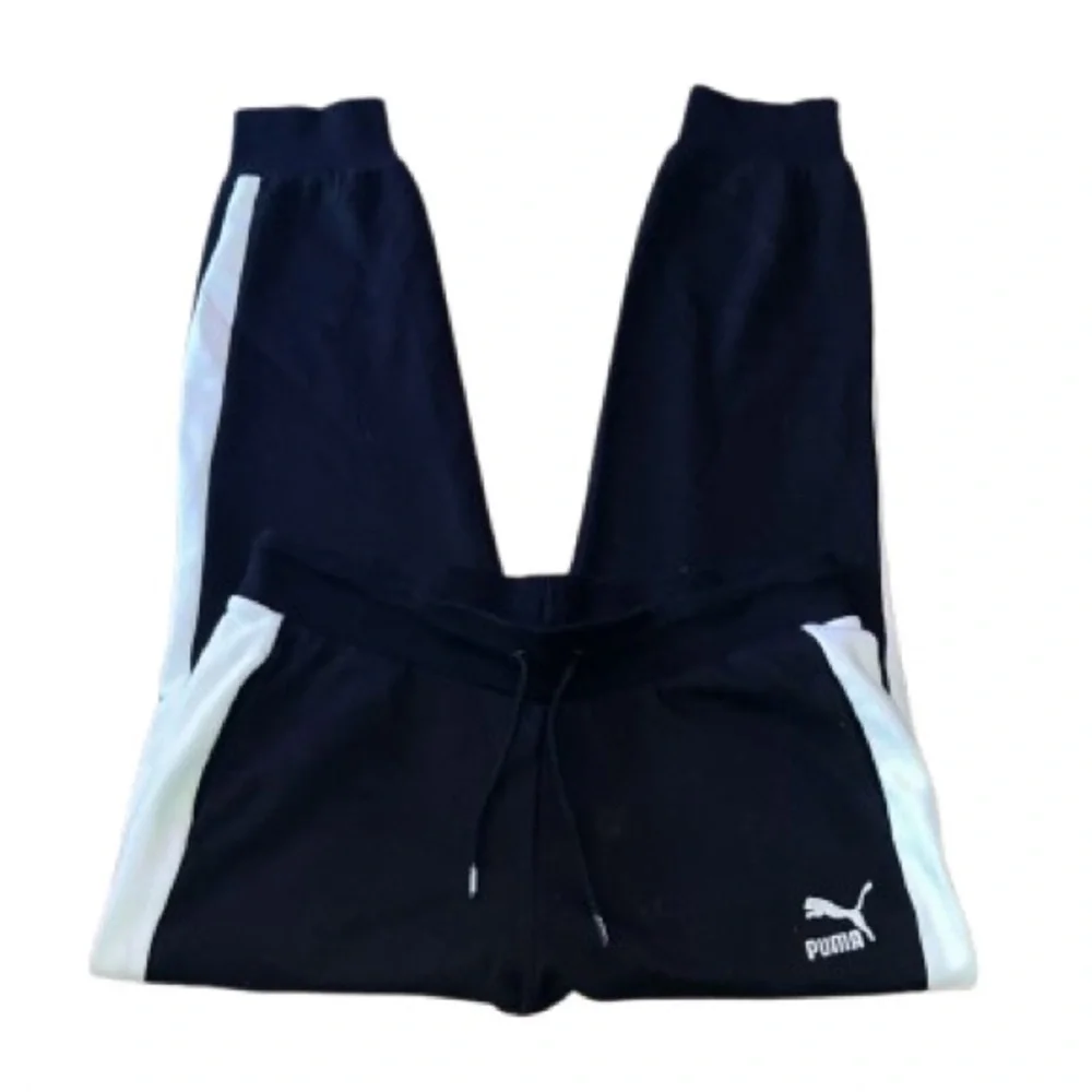 Puma men’s iconic T7 black sweatpants size M